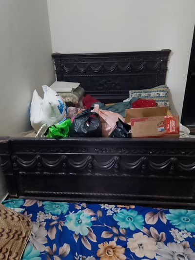 one master bed no side table with mattress.