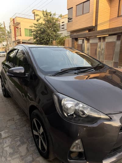 Toyota Aqua 2013