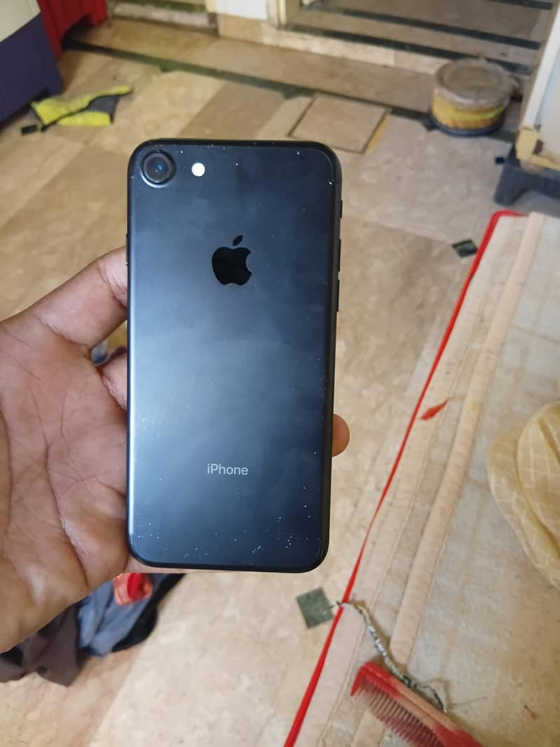 Apple iPhone 7 6