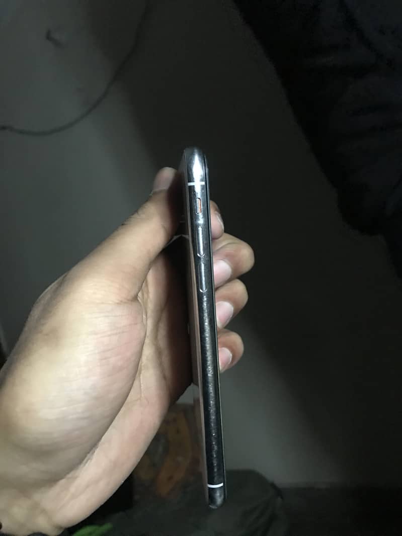 Apple iPhone X 1