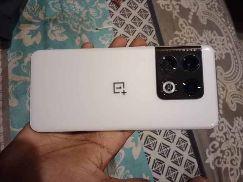 One Plus 10 Pro 2