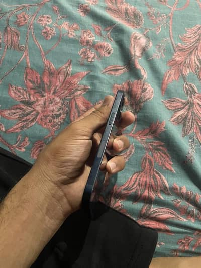 Apple iPhone 13 128gb factory unlock: