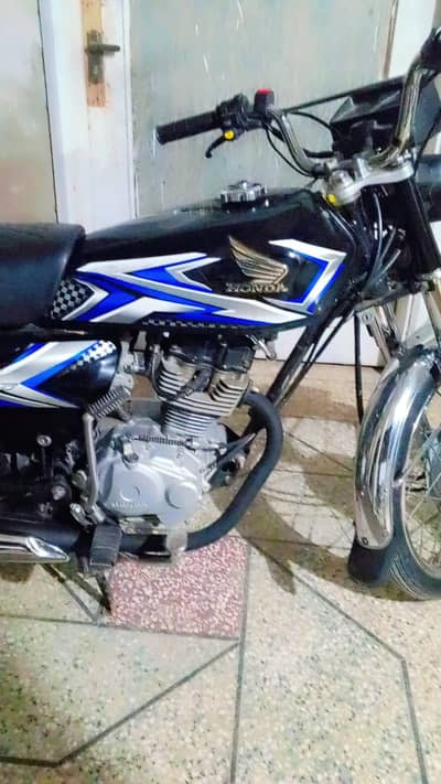 HondaCG-125 For Sell in Good condition.