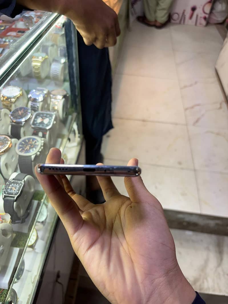 Tecno Camon 40 pro 2