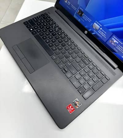 HP Ryzen-3 2200U Notebook G7