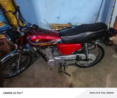 united cg 125 Hy Karachi number Hy koi km NH Hy bike ma engen seld hy