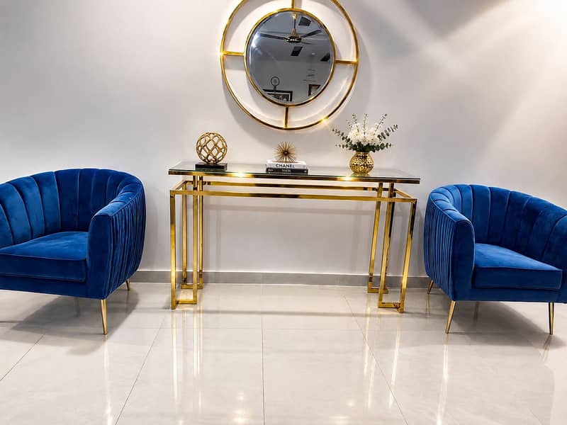 Console + Mirror + 2 sofa’s 0