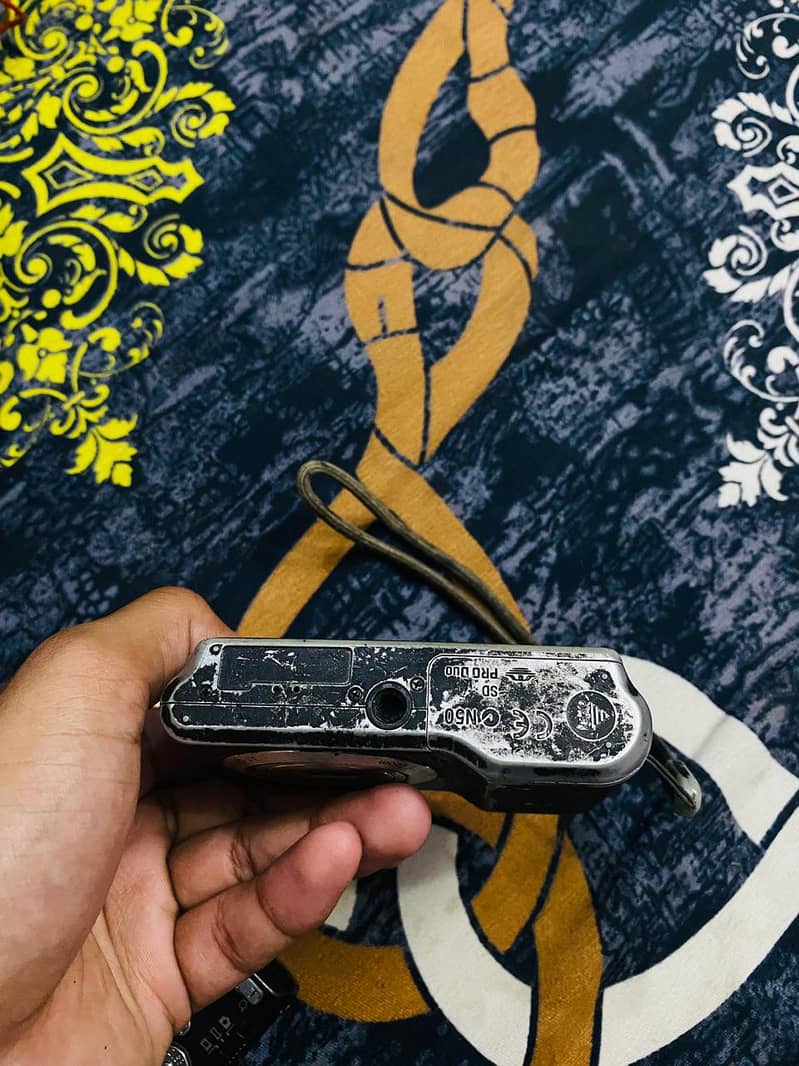 SONY DIGITAL CAMERA 3
