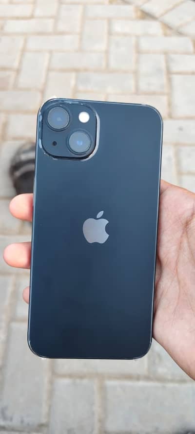 Apple iPhone 13