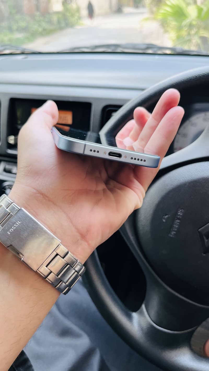 Apple iPhone 17 3