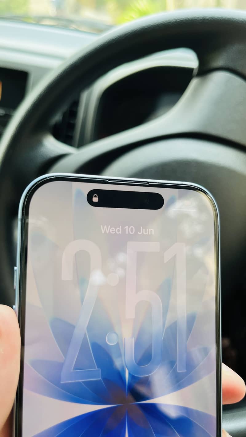Apple iPhone 17 8