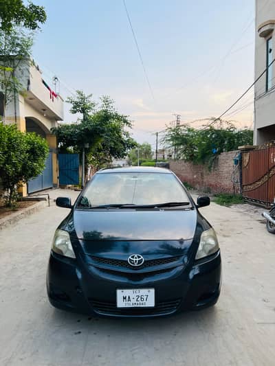 Toyota Belta 2005