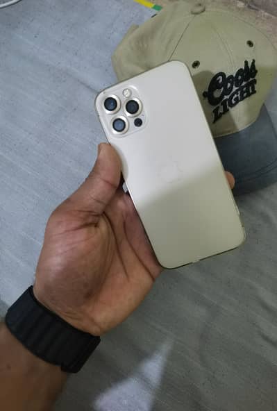 iphone 12 pro 128gb  Gold colour