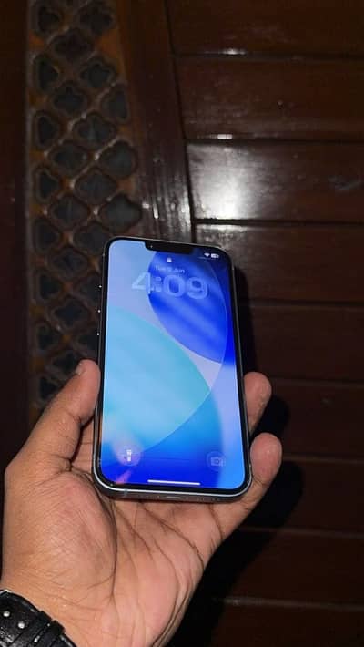 Apple iPhone 14