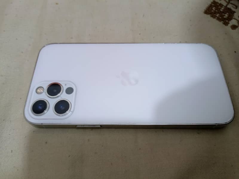 iphone 12pro 1