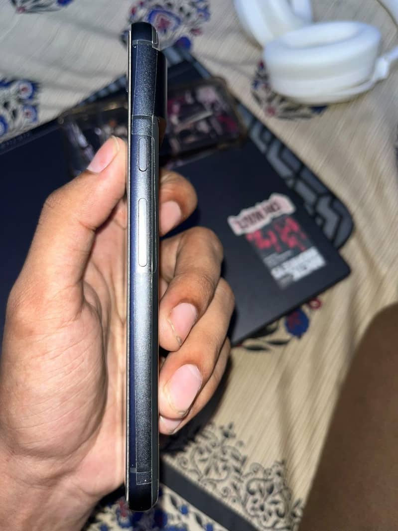 Google Pixel 8 7