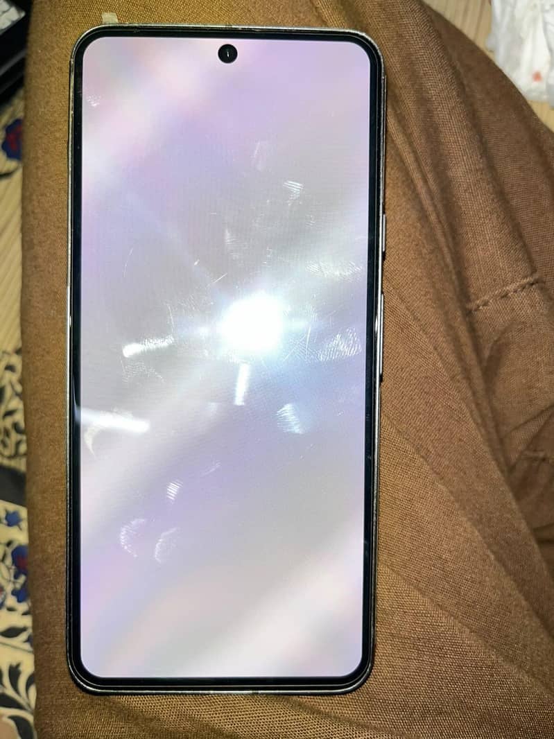 Google Pixel 8 9