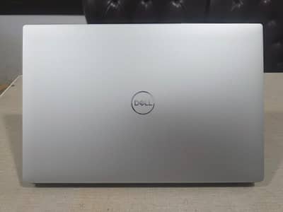 *Dell Precision 5540* / i7-9th gen  / 12 CPUs / 6 cores /  H- Hexacore
