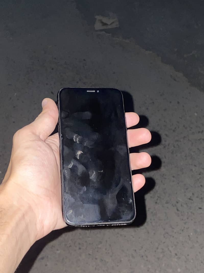 iphone xs 3