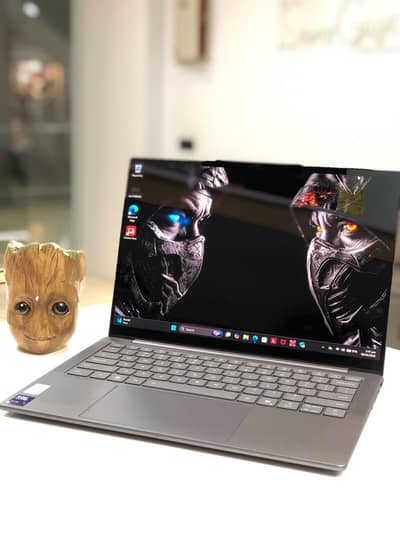Lenovo Slim 7 14 Aura Edition | Intel Core Ultra 7 258V 8-Core | OLED