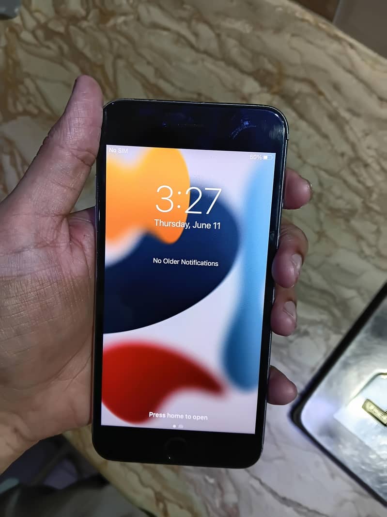 Apple iPhone 6S Plus 1