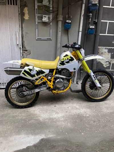 Suzuki Dr250 trail bike 250cc Japanese trail bike 250