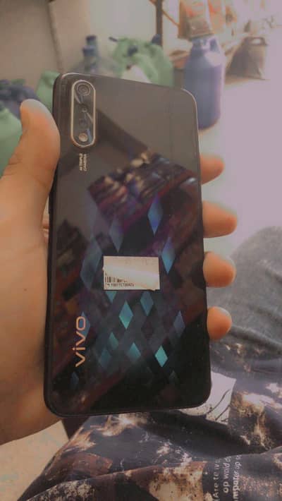 Vivo S1