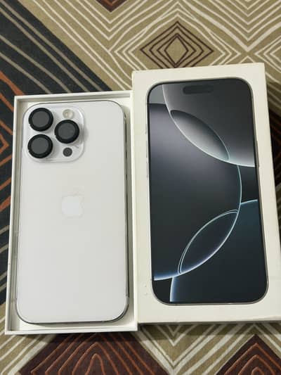 Apple iPhone 16 Pro
