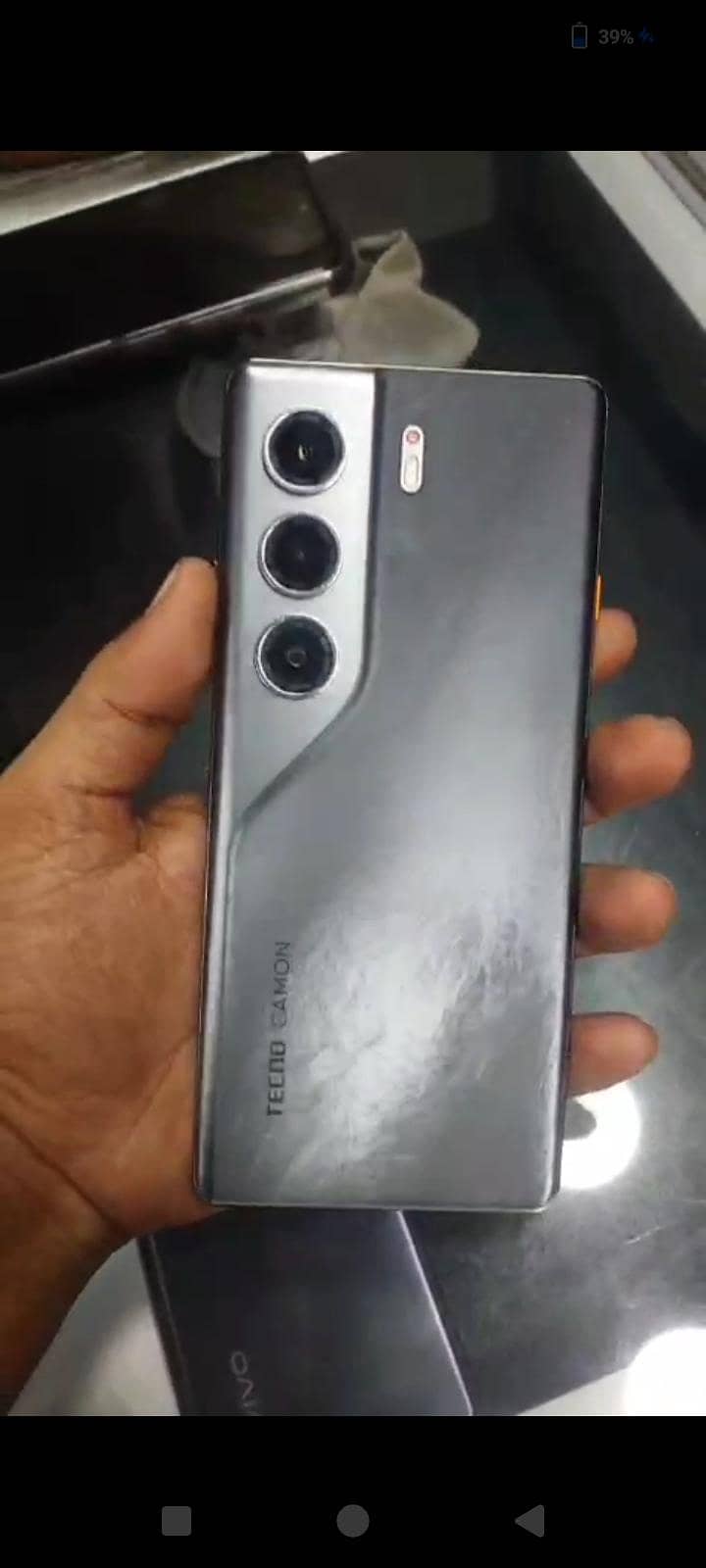 Tecno CAMON 40 Pro 1