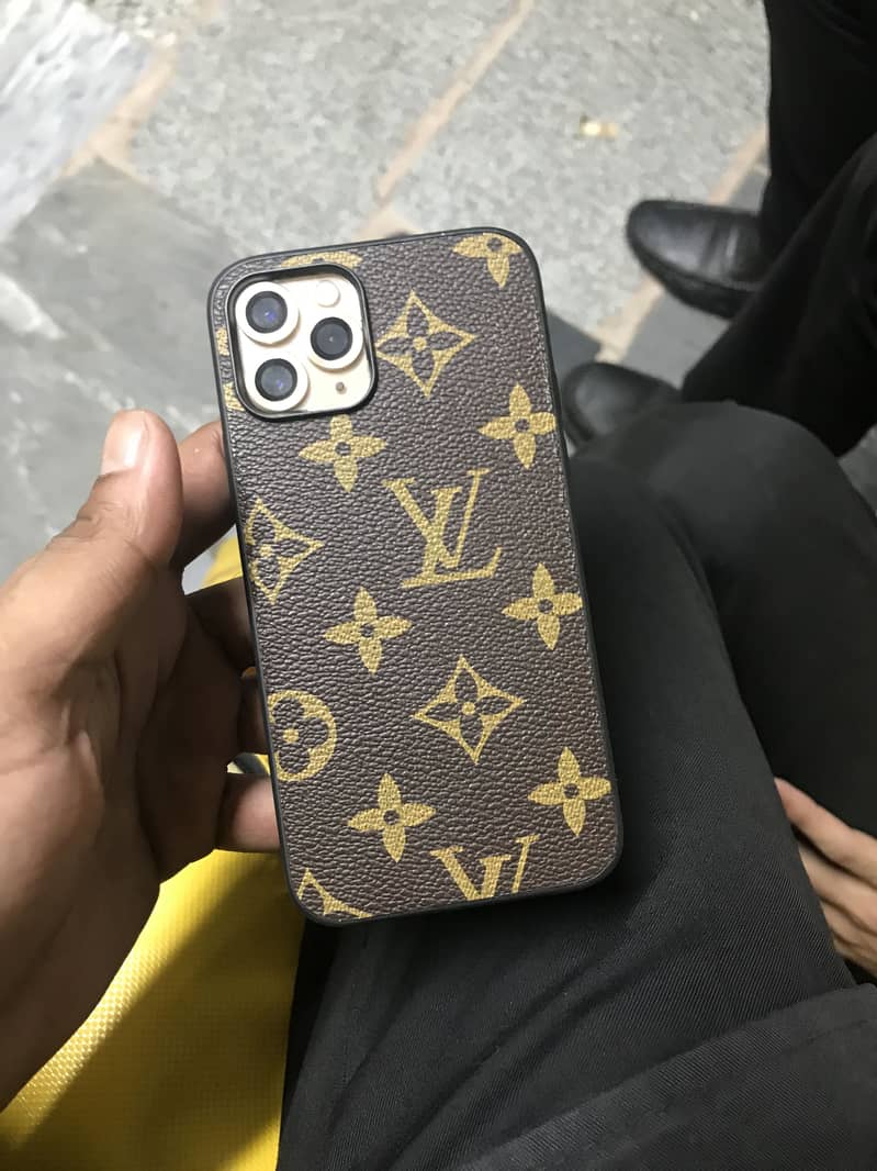 Apple iPhone 11 Pro 3