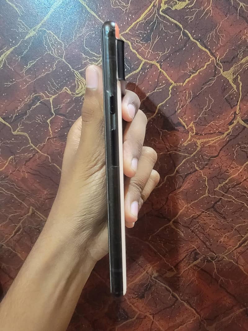 Google Pixel 6 5