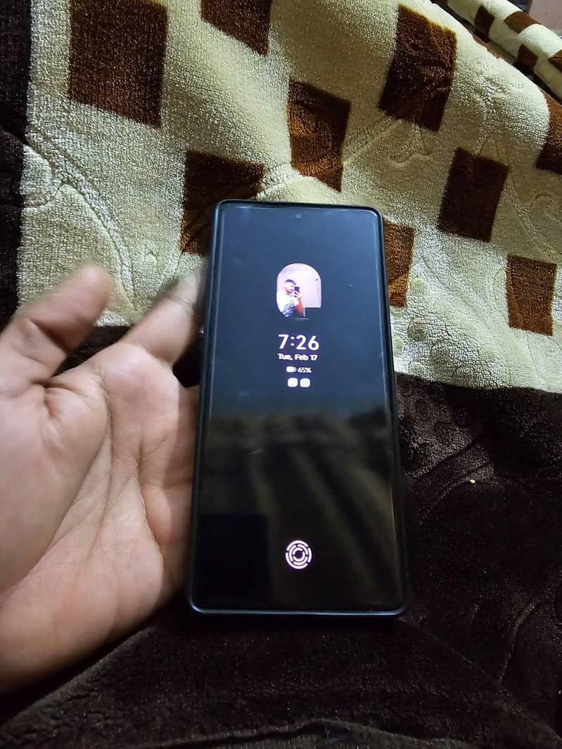 Tecno CAMON 40 1