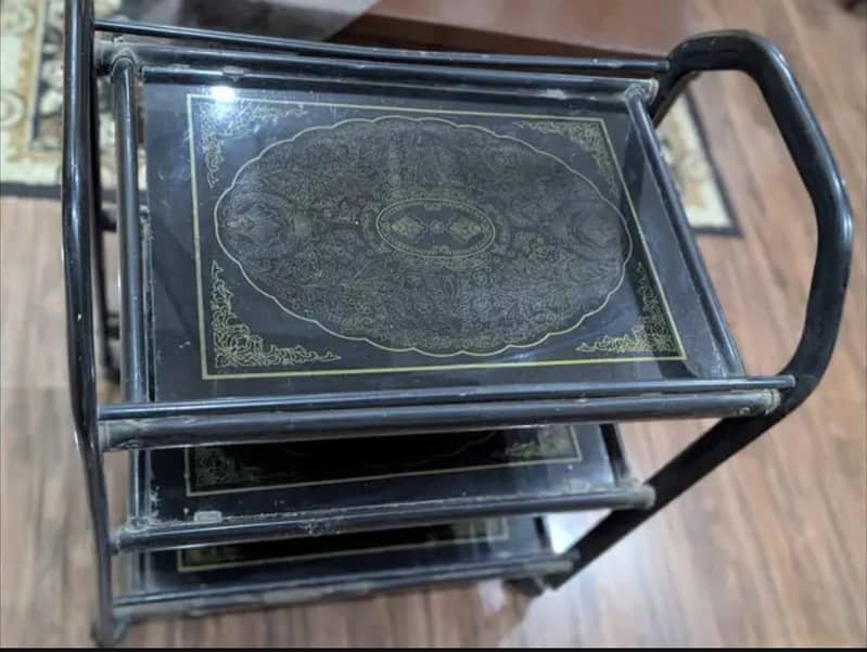 Tea trolley 1