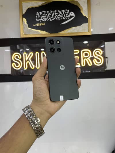Motorola Moto G 2025 4+4/ 128 gb PTA Approved