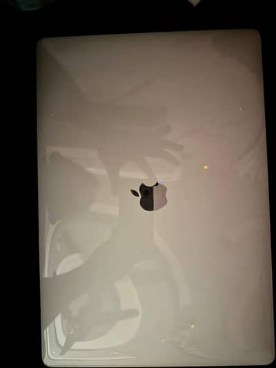 macbook19 pro 03047069310