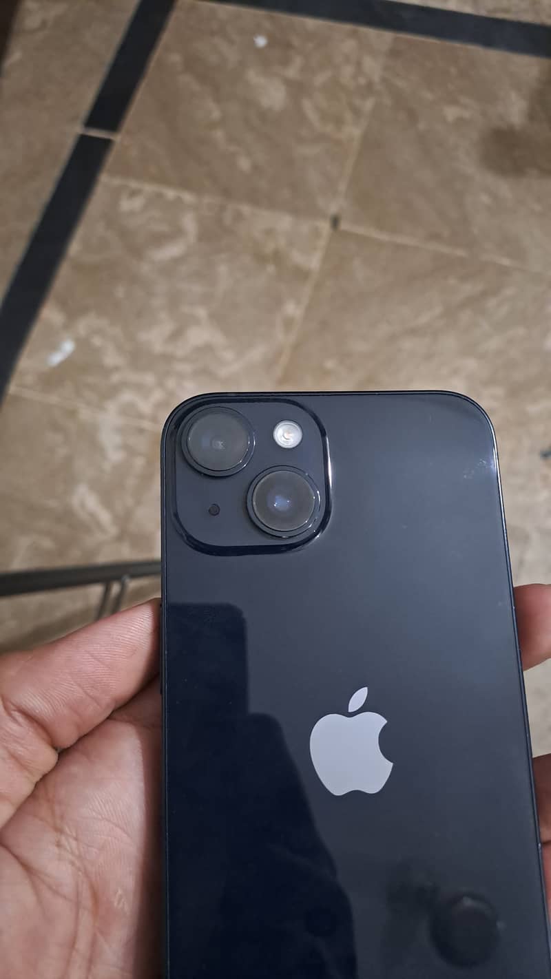 Apple iPhone 14 6