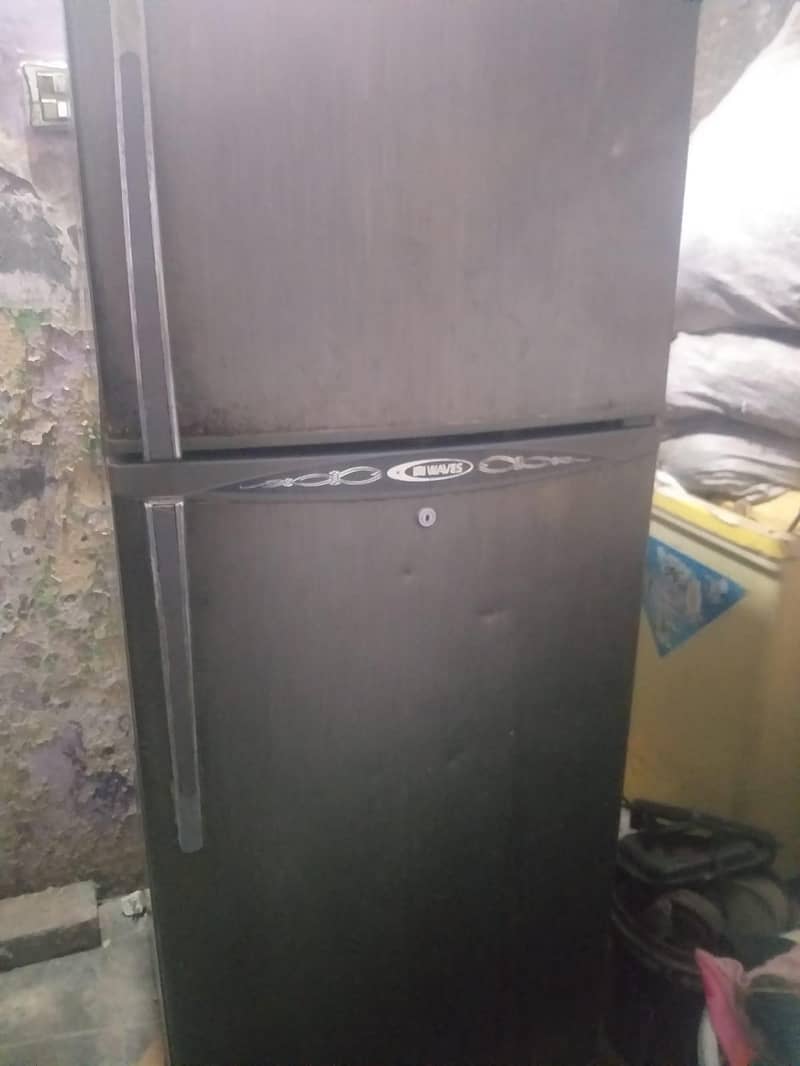 waves frige 0