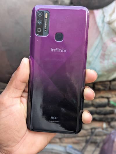 Infinix Hot 9 Play axching