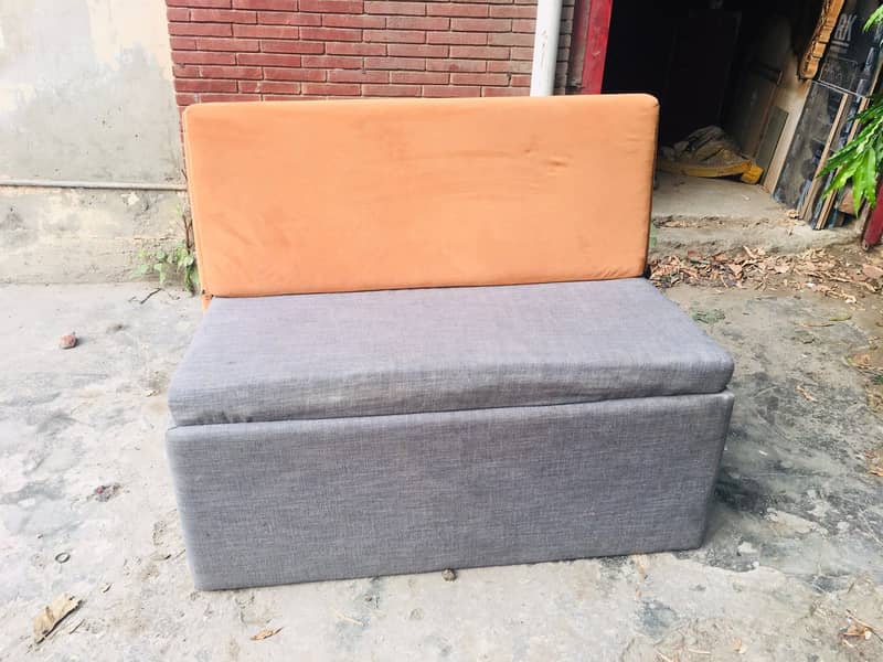 Sofa set 0