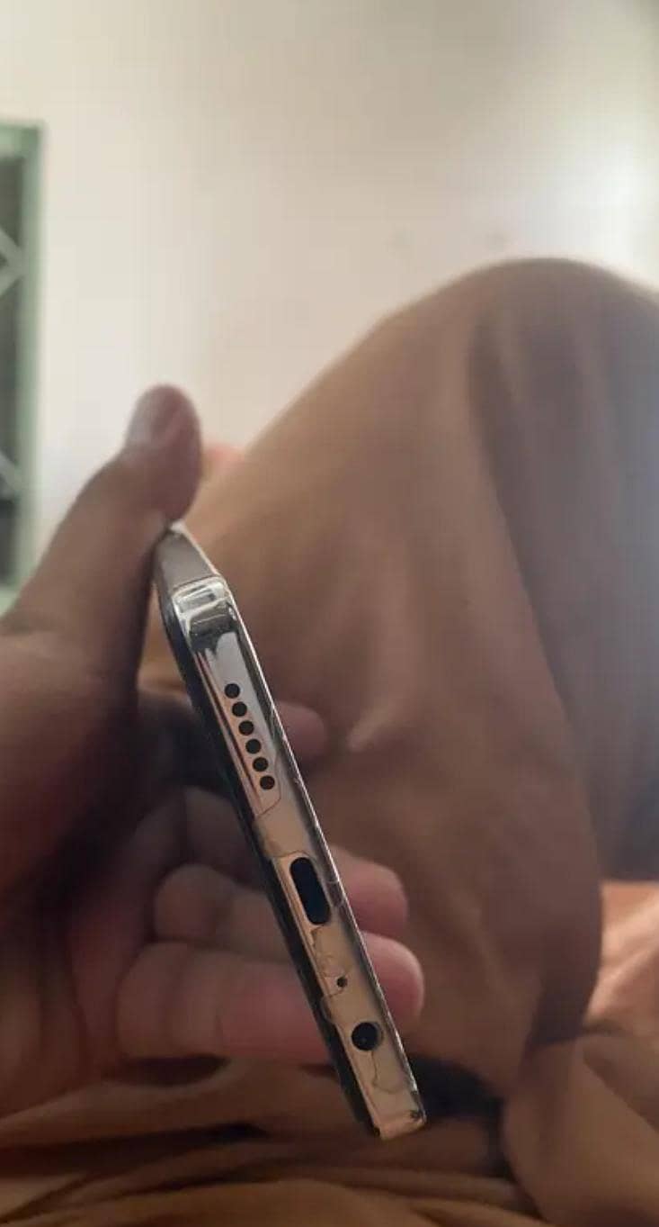 Tecno CAMON 30 0