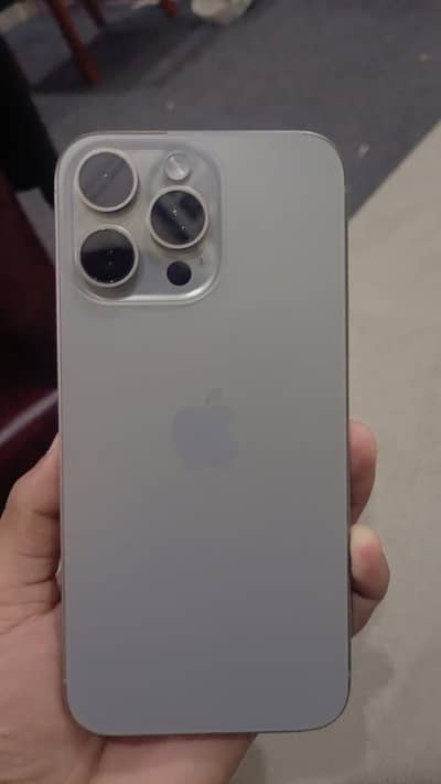 Apple iPhone 15 Pro Max