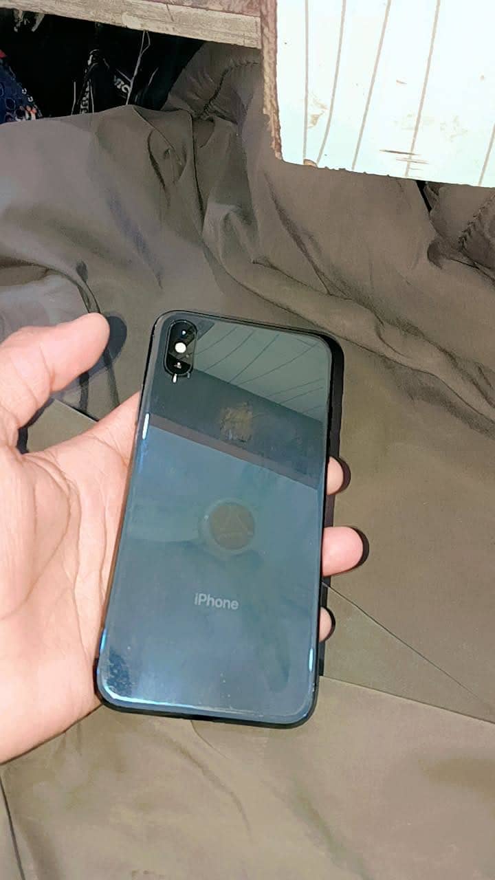 Apple iPhone X 0