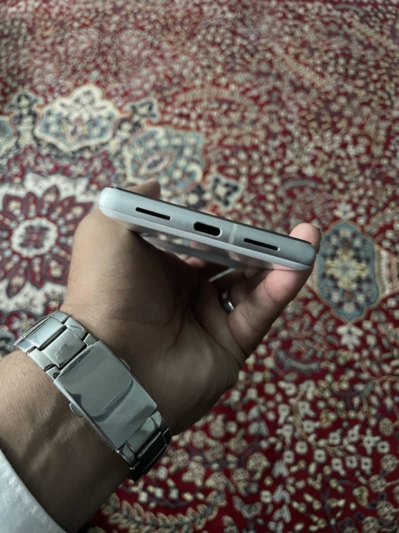 Google Pixel 7 3