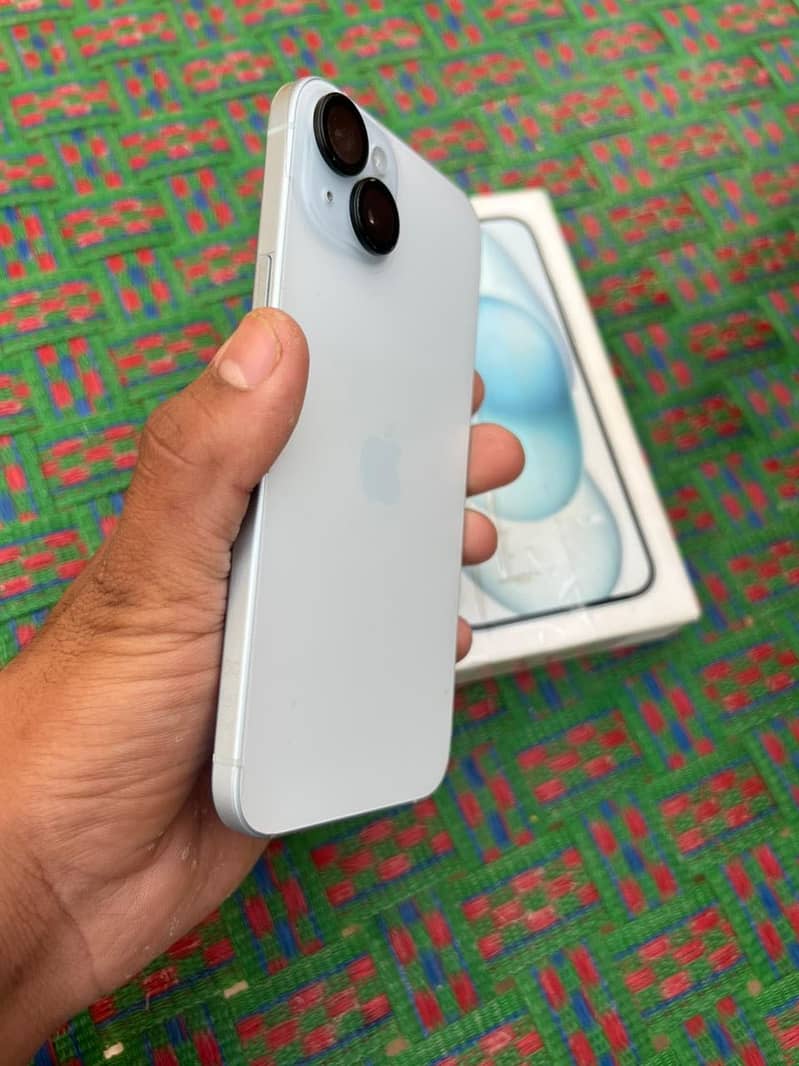 Apple iPhone 15 plus 1