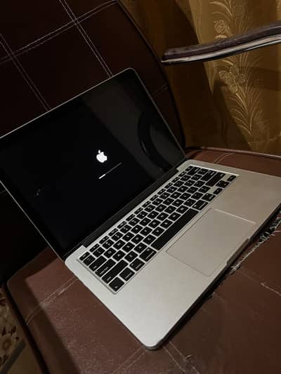 Macbook Pro 2015 model (Urgent sale)