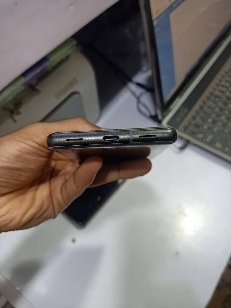 Google Pixel 6a 0