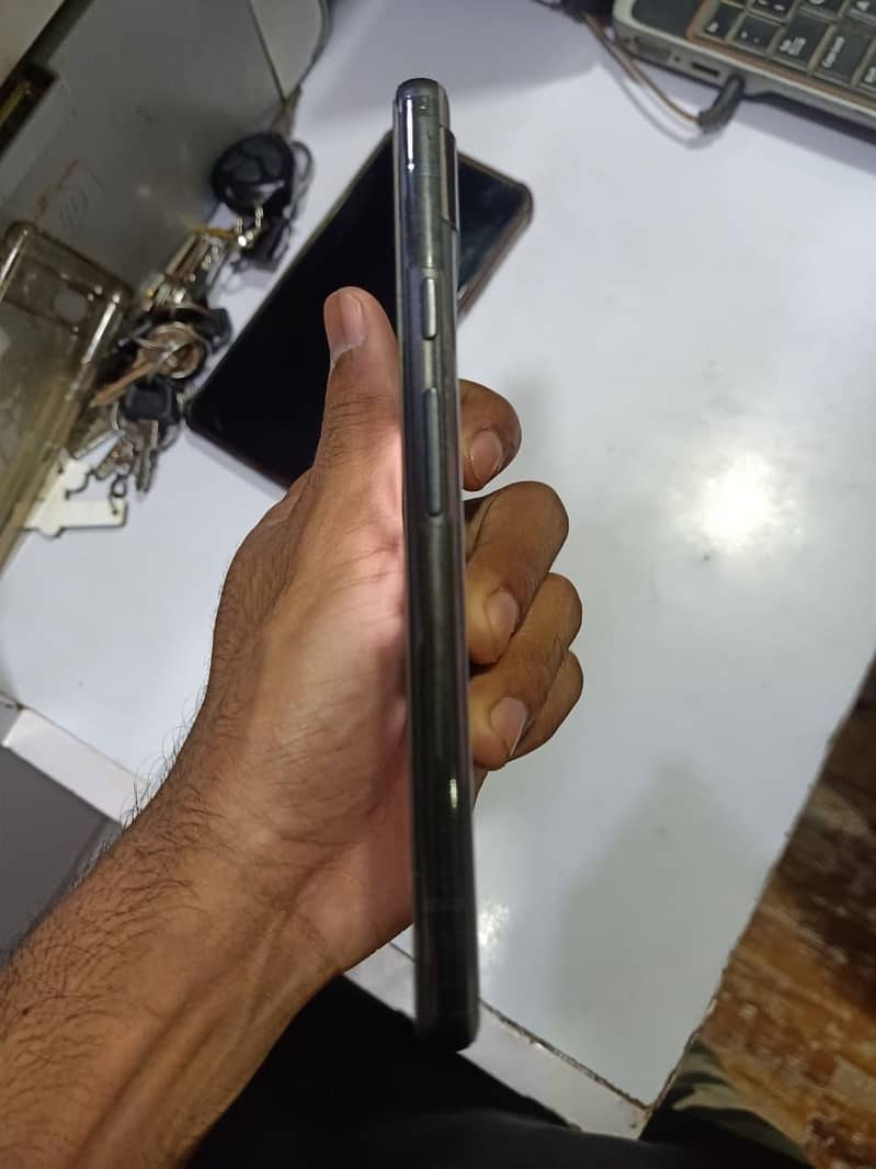 Google Pixel 6a 3