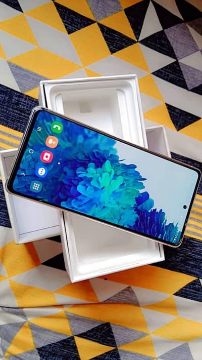 Samsung Mobile S20 FE