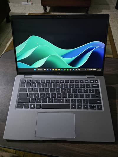 Dell Latitude 7430 - i7 / 12th Gen