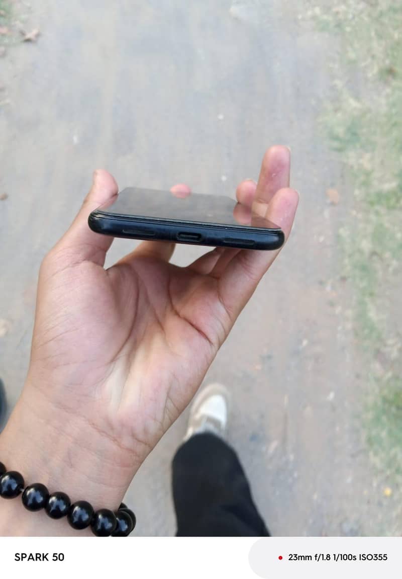 Google Pixel 5 9